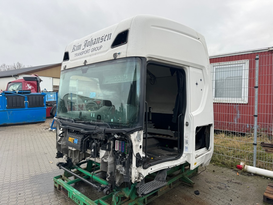 SCANIA CABINE NGR CR20 - Cabine pour Camion: photos 2 SCANIA CABINE NGR CR20 - Cabine pour Camion: photos 2