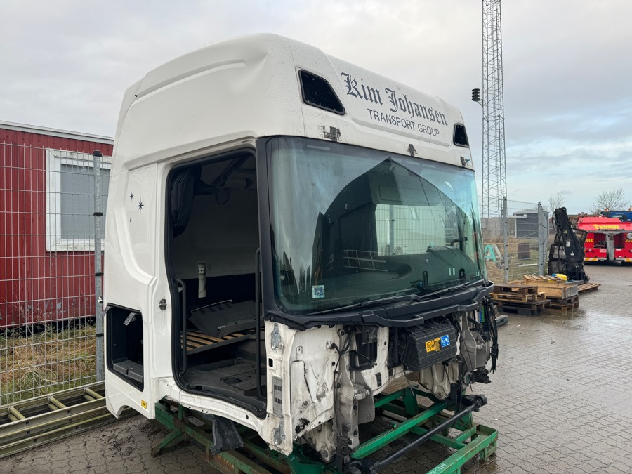 SCANIA CABINE NGR CR20 - Cabine pour Camion: photos 1 SCANIA CABINE NGR CR20 - Cabine pour Camion: photos 1