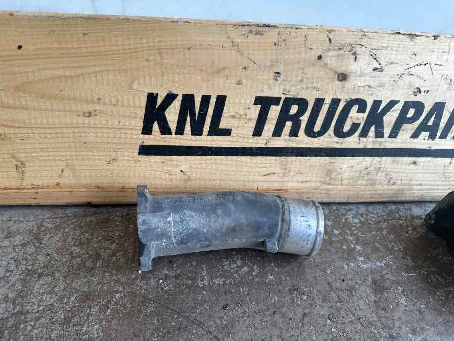 SCANIA FLANGE PIPE 1943692 - Système d'admission d'air pour Camion: photos 1 SCANIA FLANGE PIPE 1943692 - Système d'admission d'air pour Camion: photos 1
