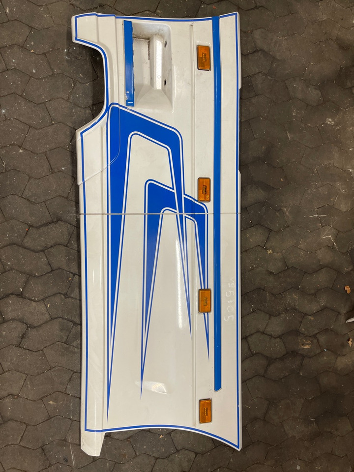 SCANIA SIDE PANEL 2117505 - Carrosserie et extérieur pour Camion: photos 1 SCANIA SIDE PANEL 2117505 - Carrosserie et extérieur pour Camion: photos 1