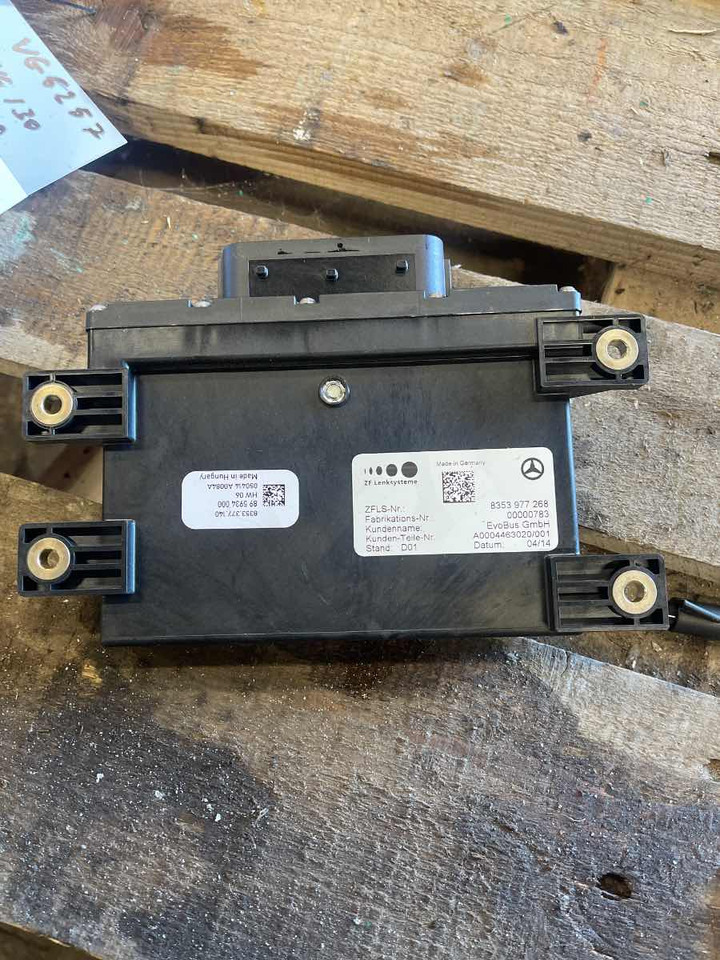 SETRA / MERCEDES ECU ECTS A0004463520 - Bloc de gestion pour Bus: photos 1 SETRA / MERCEDES ECU ECTS A0004463520 - Bloc de gestion pour Bus: photos 1