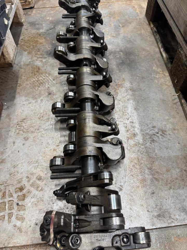 VOLVO D16K ROLLER ASSY - Moteur et pièces pour Camion: photos 2 VOLVO D16K ROLLER ASSY - Moteur et pièces pour Camion: photos 2