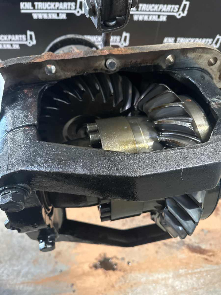VOLVO DIFF RS1370HV - 3.61 // 1524976 - Différentiel pour Camion: photos 2 VOLVO DIFF RS1370HV - 3.61 // 1524976 - Différentiel pour Camion: photos 2