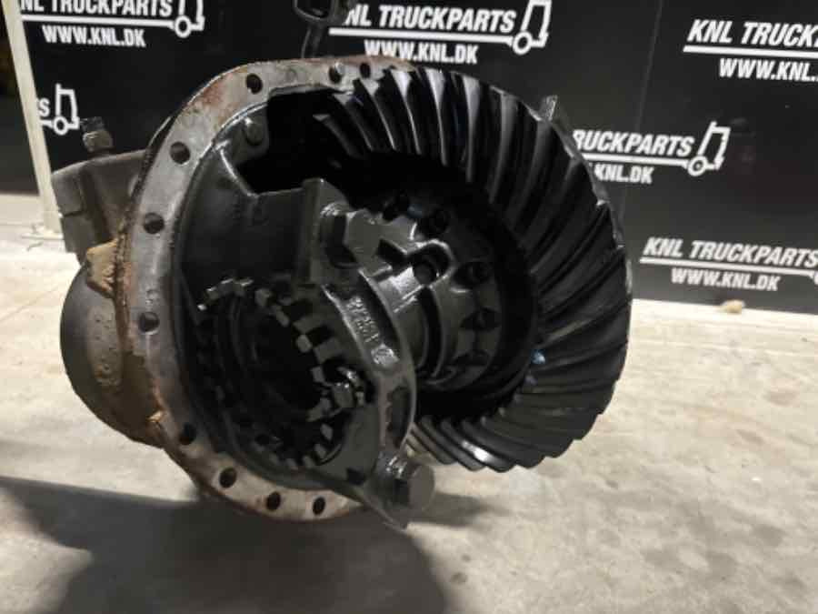 VOLVO DIFF RTS2370A - 2.83 // 22376670 - Différentiel pour Camion: photos 3 VOLVO DIFF RTS2370A - 2.83 // 22376670 - Différentiel pour Camion: photos 3