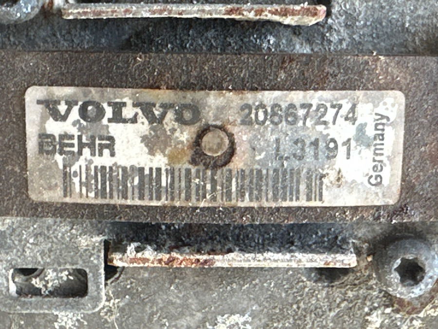 VOLVO FAN CLUCH 20867274 - Système de refroidissement pour Camion: photos 2 VOLVO FAN CLUCH 20867274 - Système de refroidissement pour Camion: photos 2