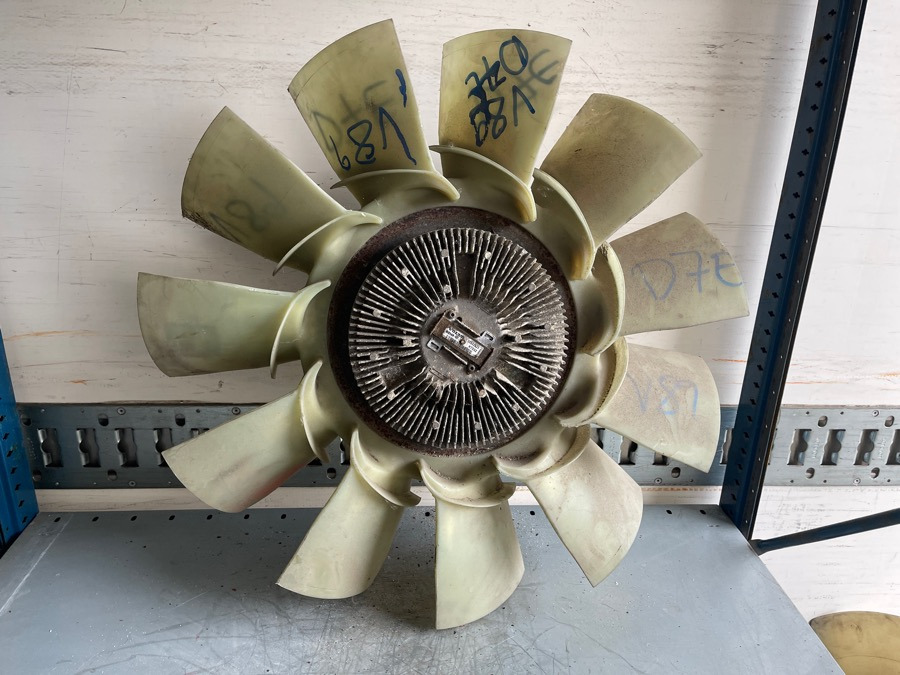 VOLVO VISKOS FAN 20832823 - Système de refroidissement pour Camion: photos 1 VOLVO VISKOS FAN 20832823 - Système de refroidissement pour Camion: photos 1