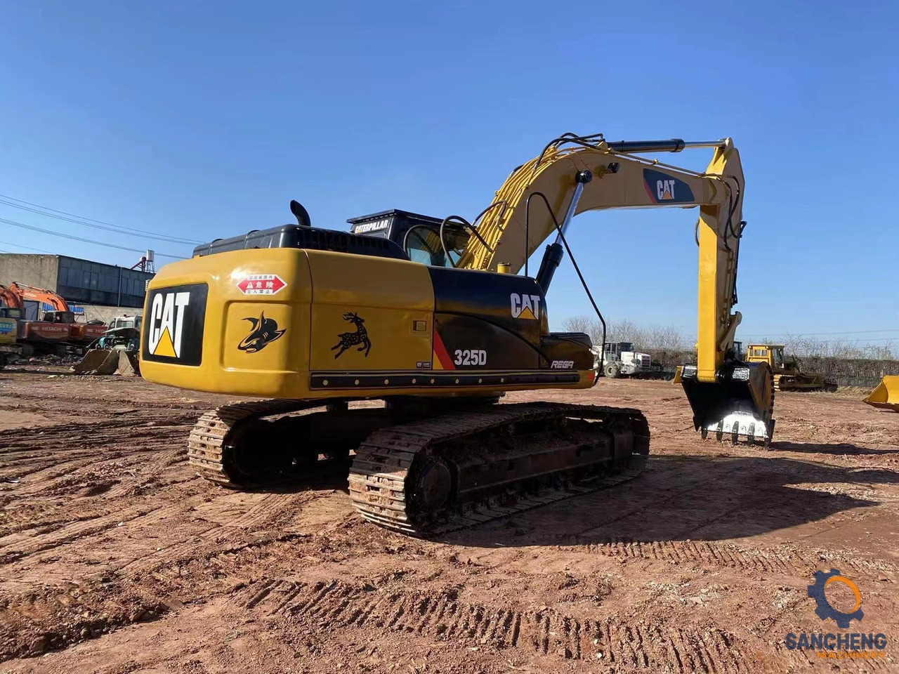 CAT 325D crawler excavator - Pelle sur chenille: photos 1 CAT 325D crawler excavator - Pelle sur chenille: photos 1
