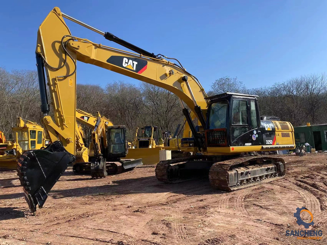 CAT 325D excavator - Pelle sur chenille: photos 3 CAT 325D excavator - Pelle sur chenille: photos 3