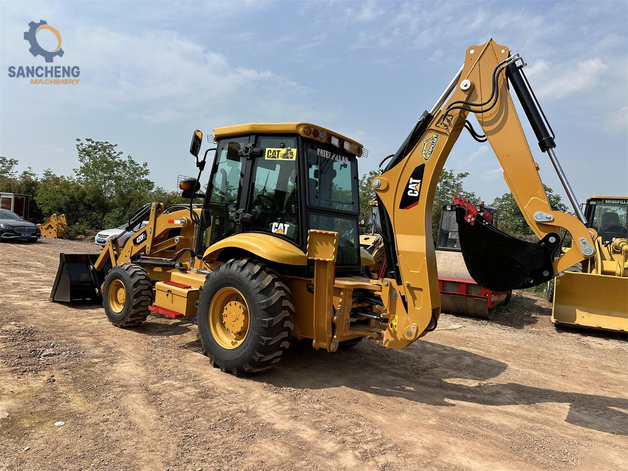CAT 420F2 - Tractopelle: photos 3 CAT 420F2 - Tractopelle: photos 3