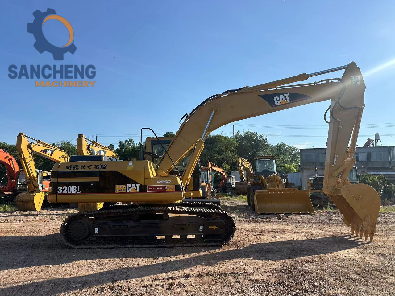 CATERPILLAR 320B - Pelle sur chenille: photos 4 CATERPILLAR 320B - Pelle sur chenille: photos 4