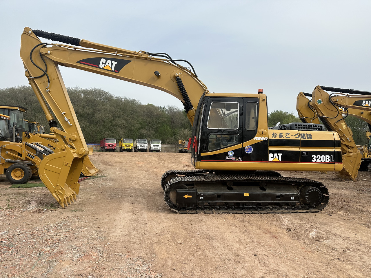 CATERPILLAR 320BL - Pelle sur chenille: photos 1 CATERPILLAR 320BL - Pelle sur chenille: photos 1