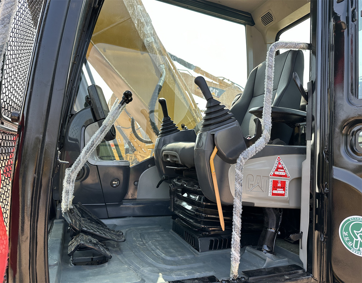Pelle sur chenille CATERPILLAR 320D2L: photos 10
