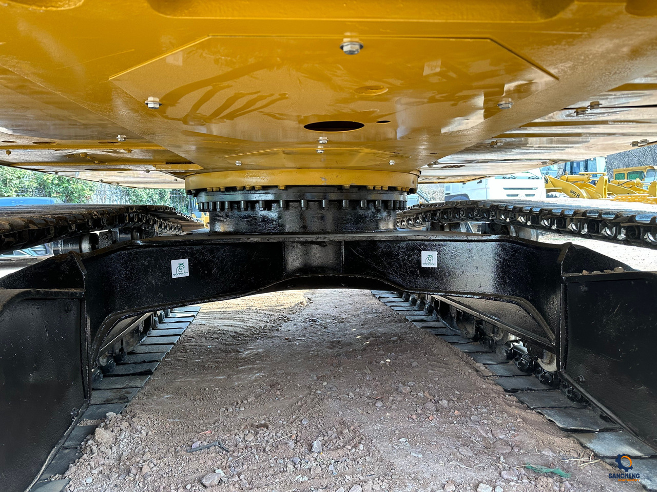 Pelle sur chenille CATERPILLAR 320D2L: photos 9