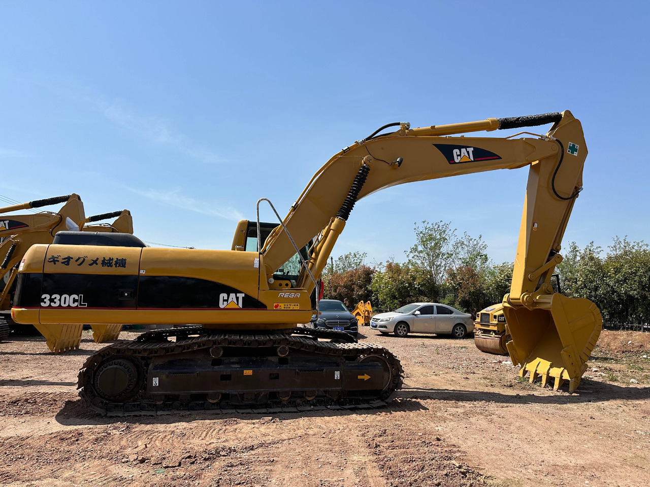 CATERPILLAR 330CL - Pelle sur chenille: photos 1 CATERPILLAR 330CL - Pelle sur chenille: photos 1