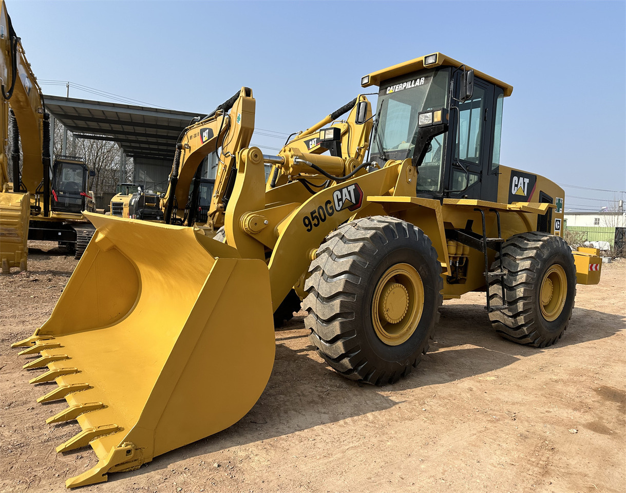 CATERPILLAR 950G - Chargeuse sur pneus: photos 1 CATERPILLAR 950G - Chargeuse sur pneus: photos 1