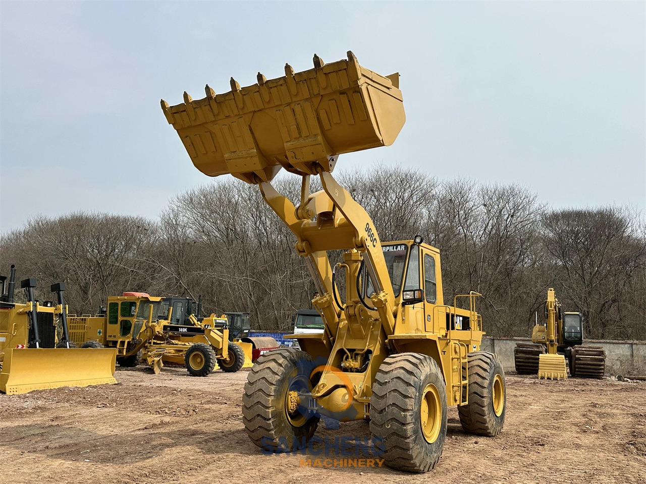 Chargeuse sur pneus CATERPILLAR 966C: photos 6