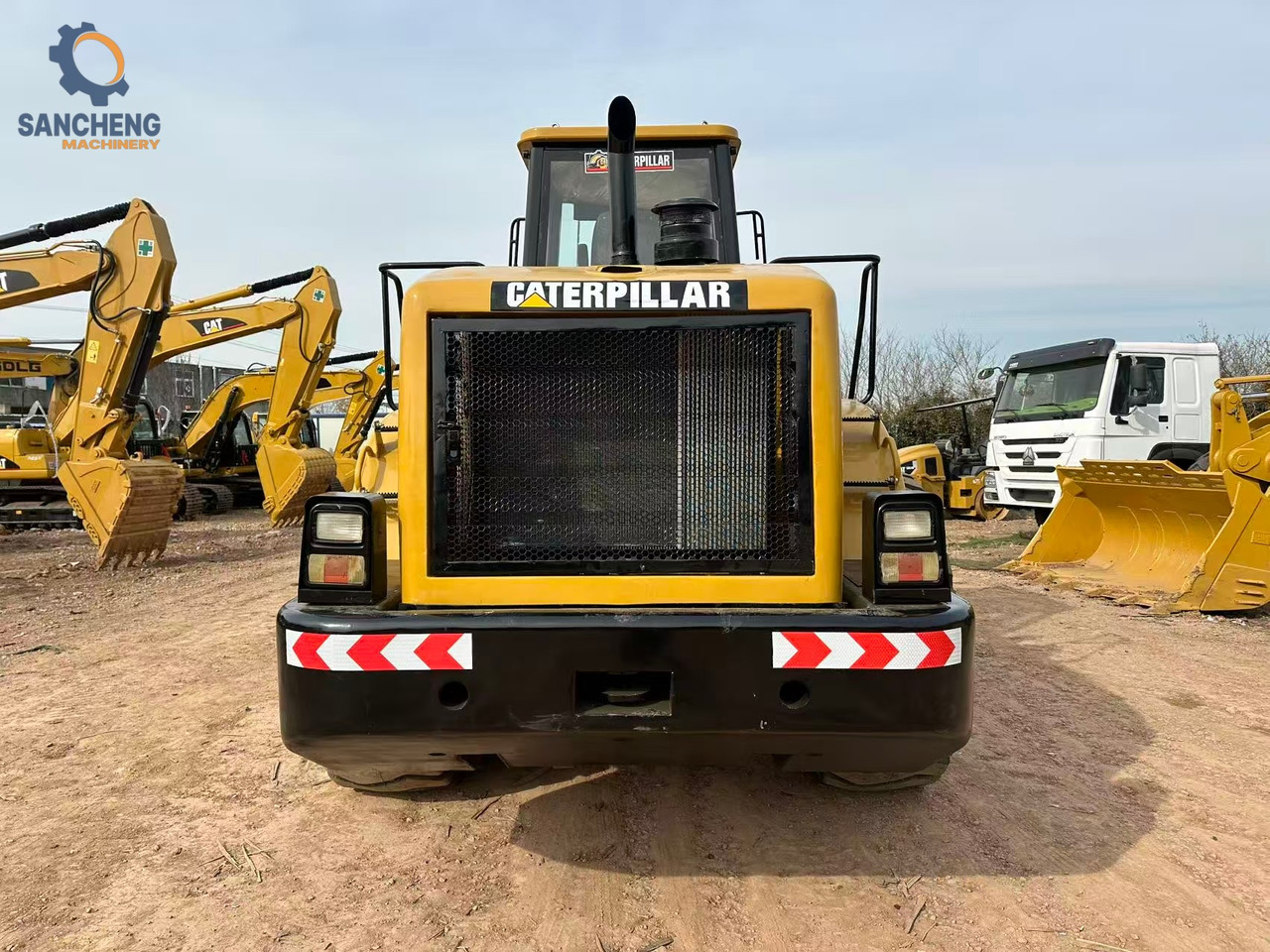 CATERPILLAR 966H - Chargeuse sur pneus: photos 5 CATERPILLAR 966H - Chargeuse sur pneus: photos 5