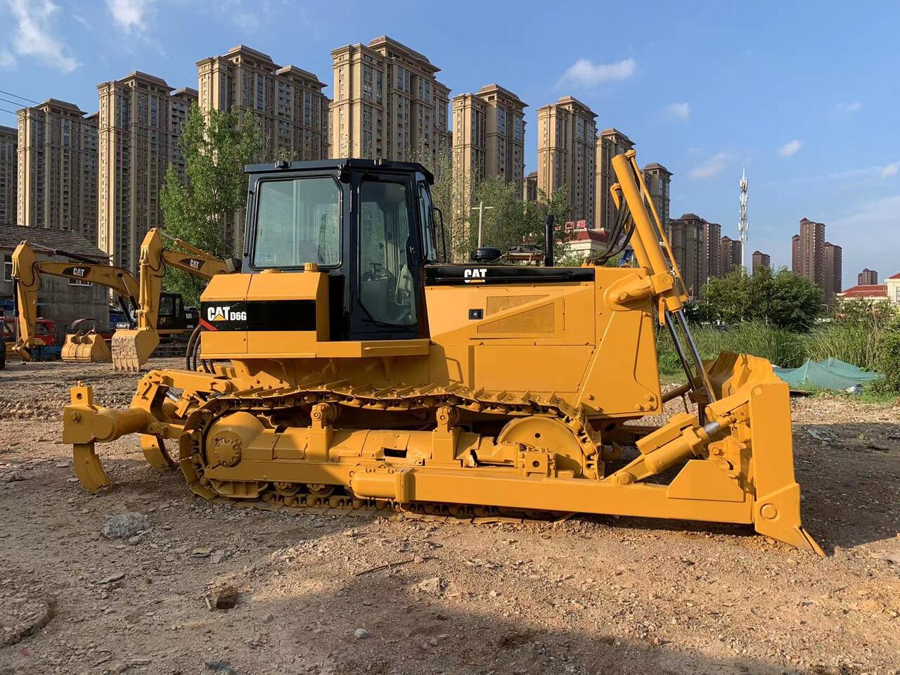 CATERPILLAR D6G - Bulldozer: photos 4 CATERPILLAR D6G - Bulldozer: photos 4