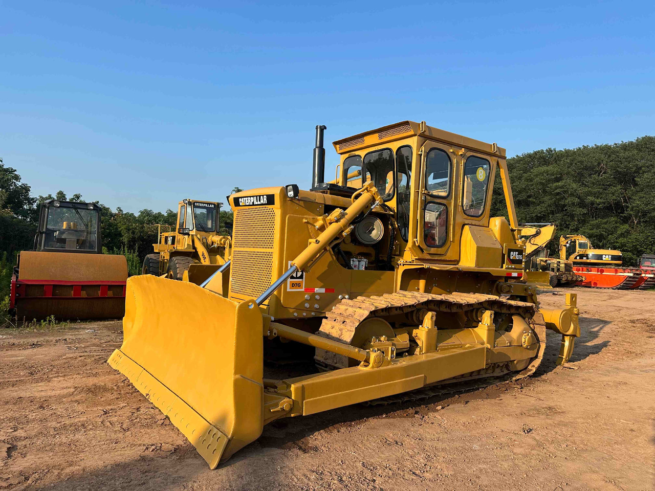 CATERPILLAR D7G Bulldozer - Bulldozer: photos 2 CATERPILLAR D7G Bulldozer - Bulldozer: photos 2