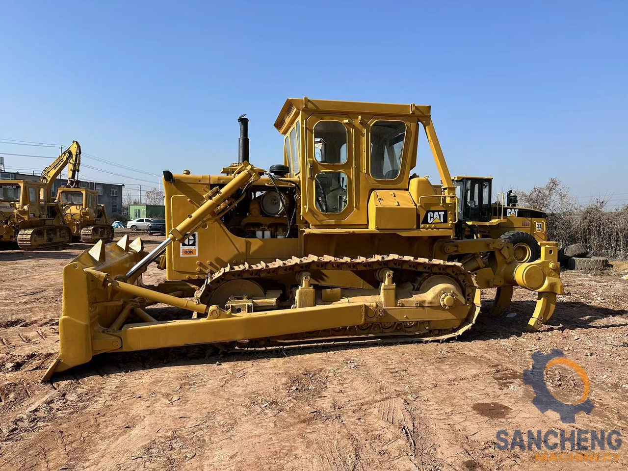 CATERPILLAR D8K - Bulldozer: photos 3 CATERPILLAR D8K - Bulldozer: photos 3