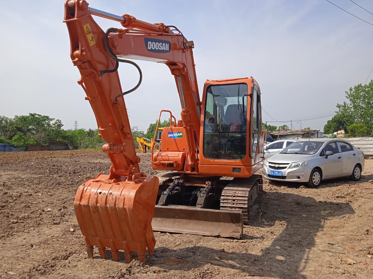 DOOSAN DH80 - Pelle sur chenille: photos 2 DOOSAN DH80 - Pelle sur chenille: photos 2