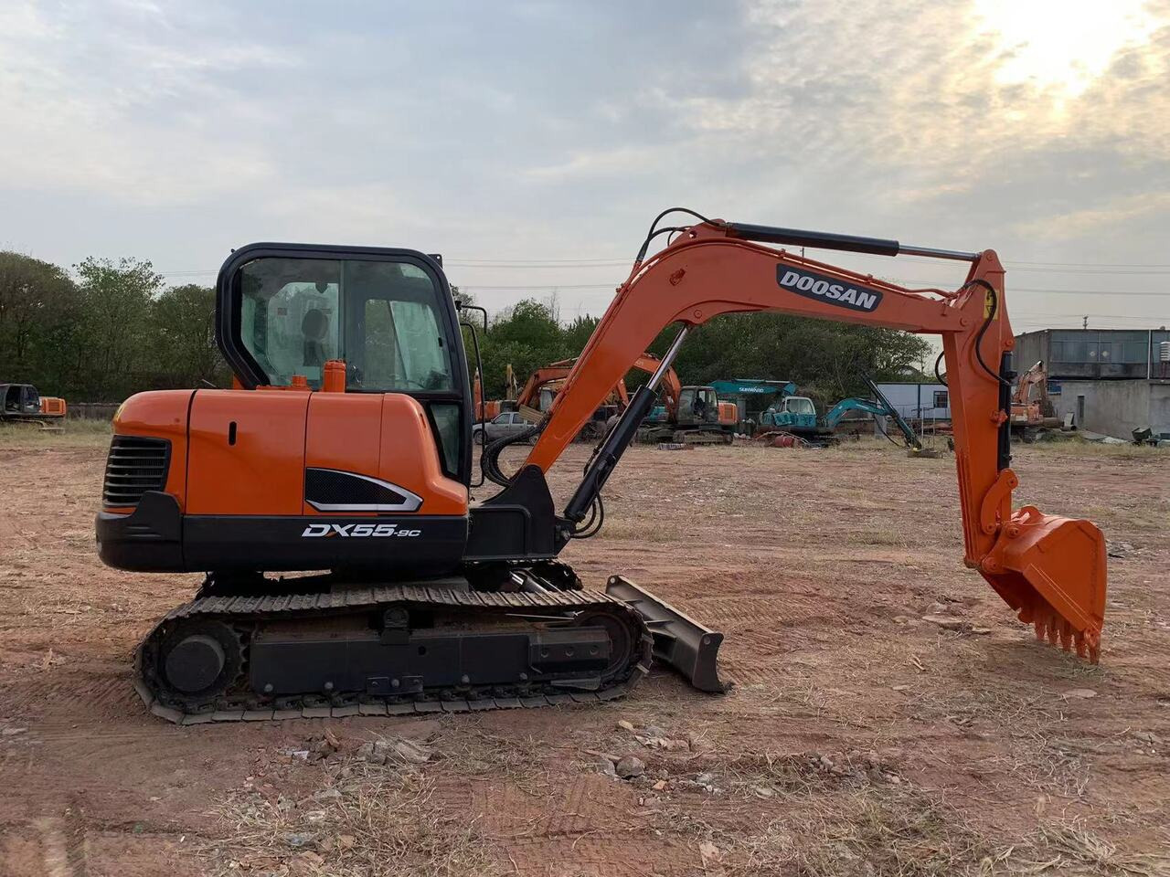 DOOSAN DX55 - Pelle: photos 2 DOOSAN DX55 - Pelle: photos 2