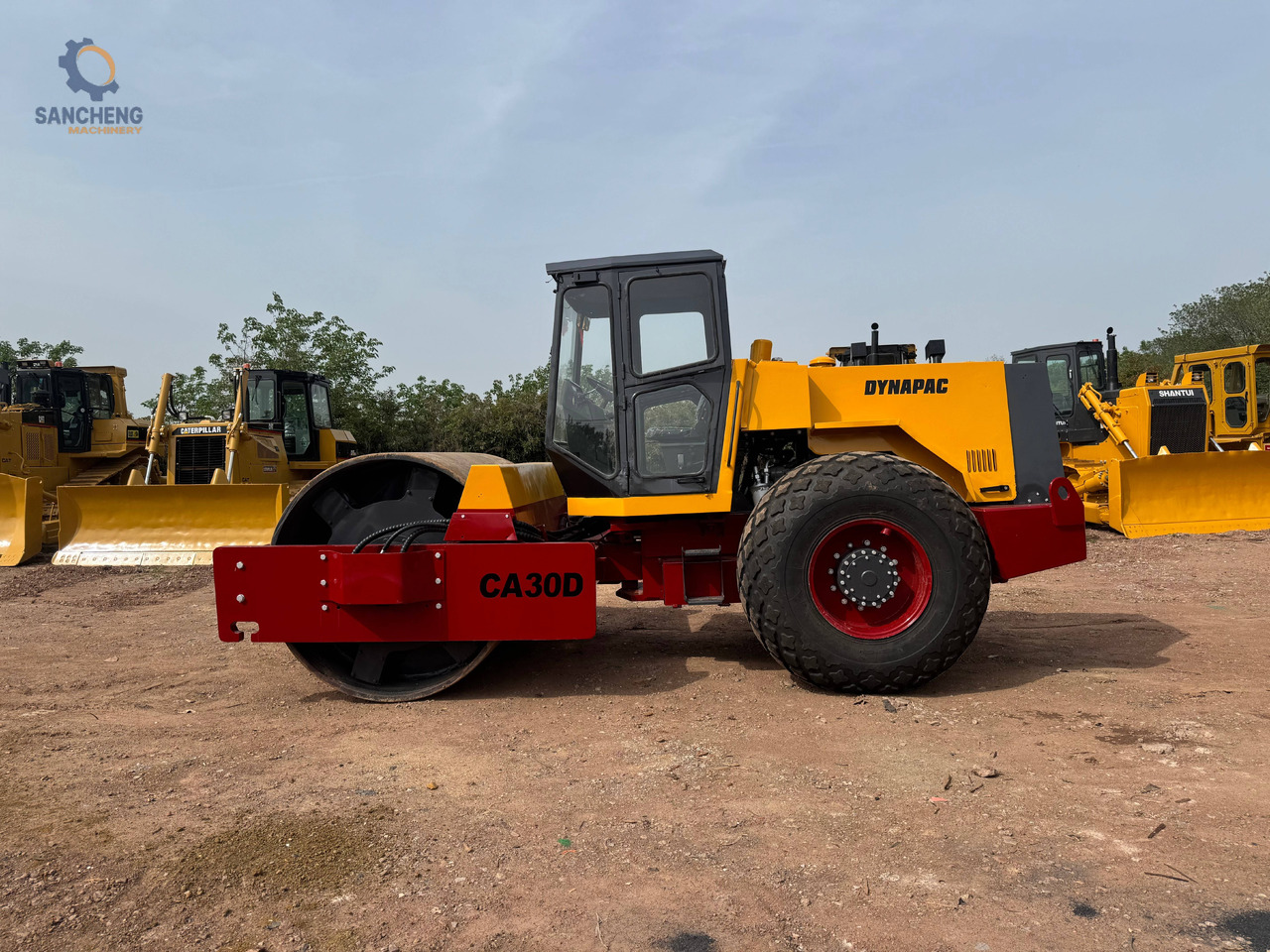 DYNAPAC CA30D - Compacteur: photos 4 DYNAPAC CA30D - Compacteur: photos 4