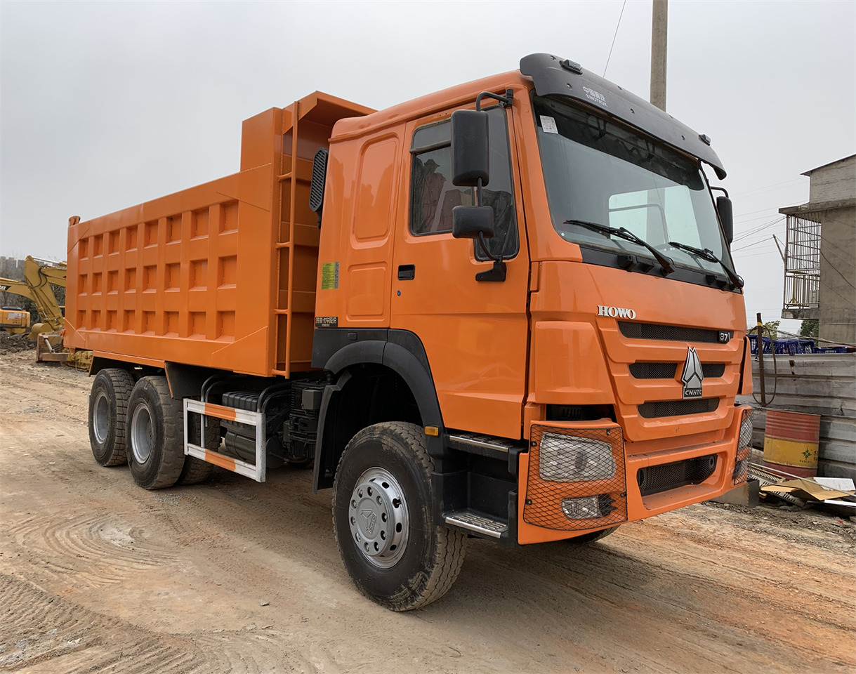 HOWO 371hp - Camion benne: photos 2 HOWO 371hp - Camion benne: photos 2