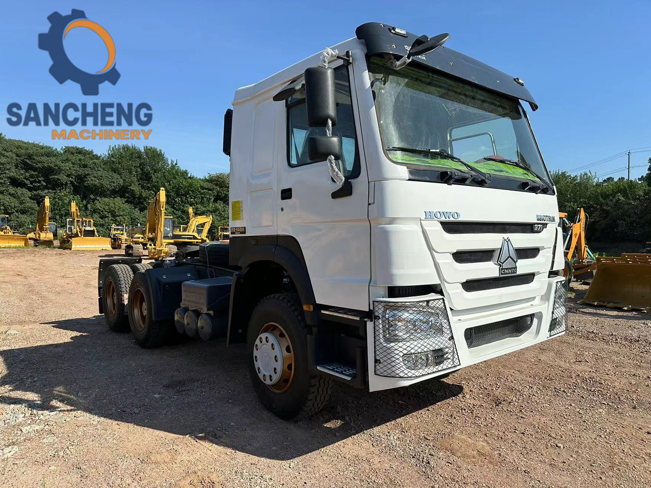 SINOTRUK HOWO Truck Head 371 - Tracteur routier: photos 1 SINOTRUK HOWO Truck Head 371 - Tracteur routier: photos 1