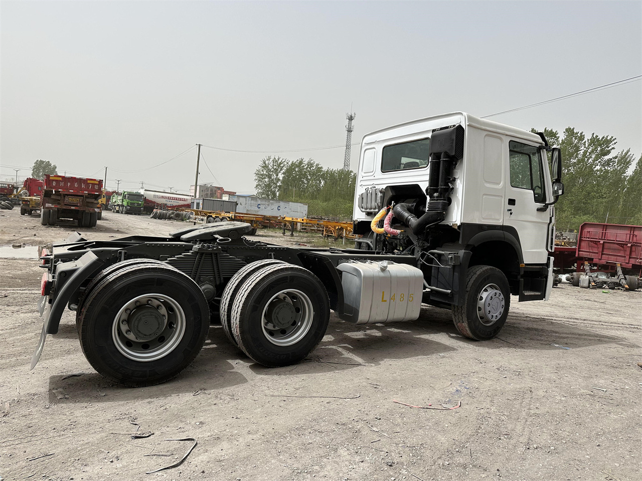 SINOTRUK Howo 371 Truck Head - Tracteur routier: photos 2 SINOTRUK Howo 371 Truck Head - Tracteur routier: photos 2