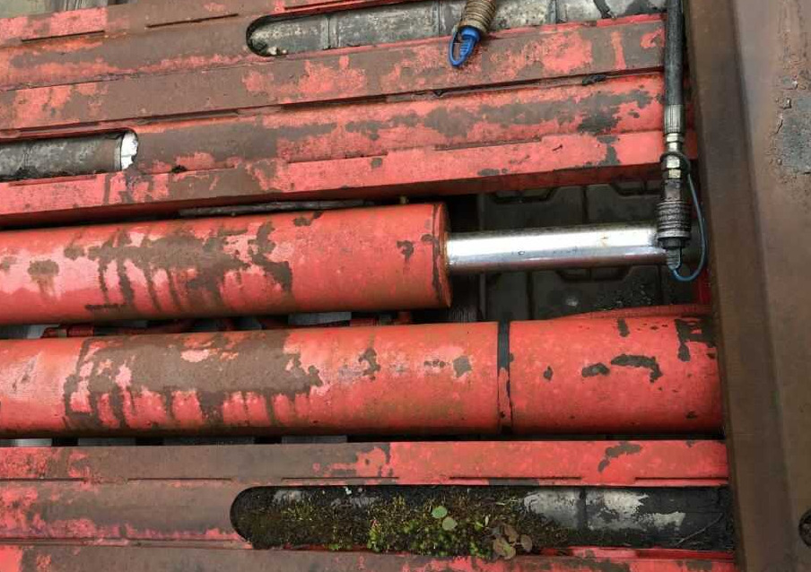 Auramo P-800LE - Pinces pour Chariot élévateur: photos 2 Auramo P-800LE - Pinces pour Chariot élévateur: photos 2