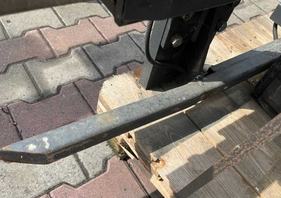 Crédit-bail de  Cascade UEC-07-2003 R0, Kartonklammer Cascade UEC-07-2003 R0, Kartonklammer: photos 8