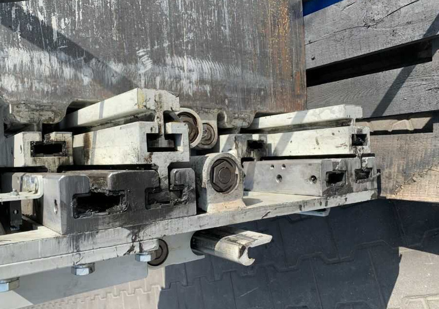 Cascade UTB2-08-1011 R1, Kartonklammer - Pinces pour Matériel de manutention: photos 4 Cascade UTB2-08-1011 R1, Kartonklammer - Pinces pour Matériel de manutention: photos 4