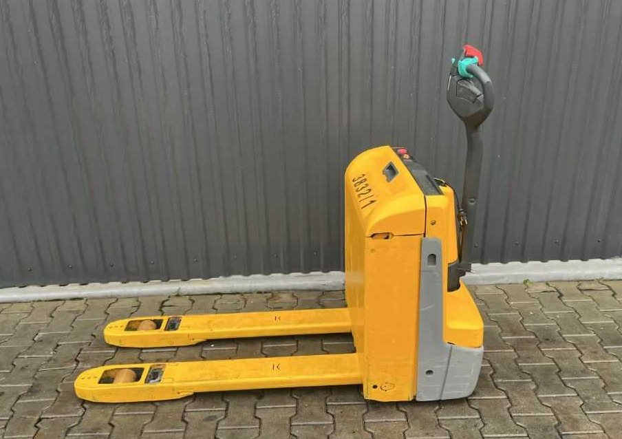 Jungheinrich EJE114 - Transpalette: photos 2 Jungheinrich EJE114 - Transpalette: photos 2