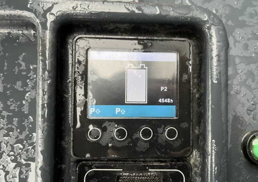 Jungheinrich EZS130 - Chariot tracteur: photos 5 Jungheinrich EZS130 - Chariot tracteur: photos 5