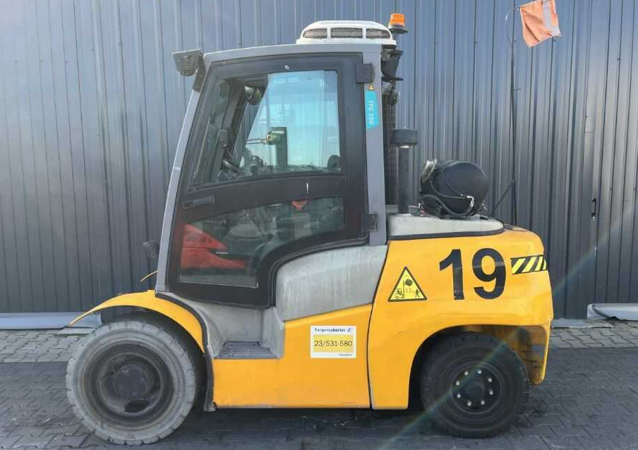 Jungheinrich TFGS50 - Chariot élévateur à gaz: photos 2 Jungheinrich TFGS50 - Chariot élévateur à gaz: photos 2