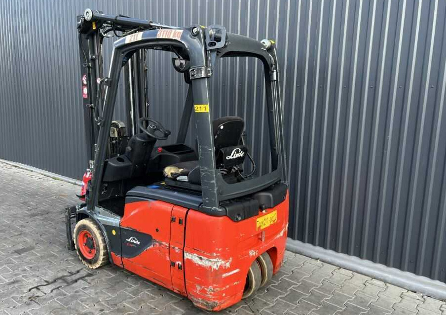 Linde E14-02 - Chariot élévateur électrique: photos 3 Linde E14-02 - Chariot élévateur électrique: photos 3