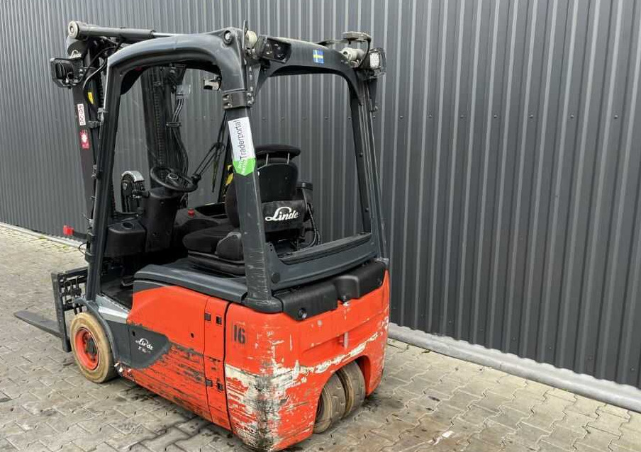 Linde E16-02 - Chariot élévateur électrique: photos 3 Linde E16-02 - Chariot élévateur électrique: photos 3
