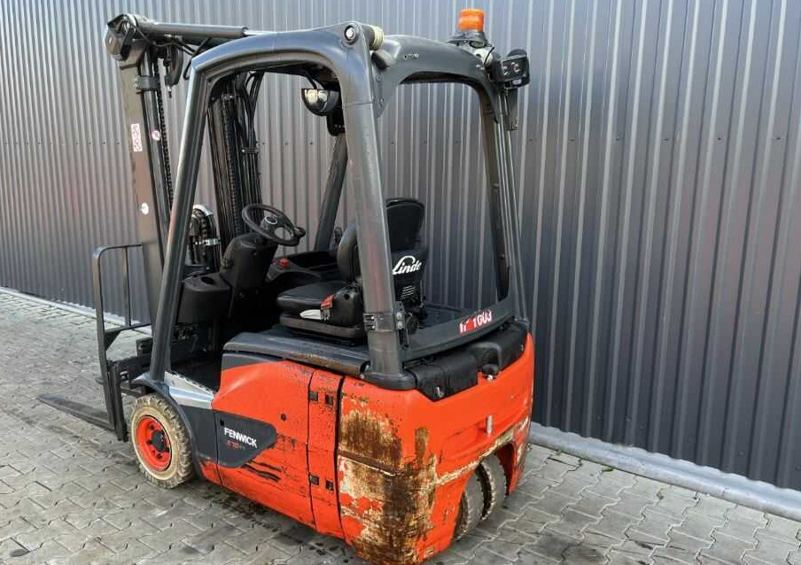 Linde E16C-02 - Chariot élévateur électrique: photos 3 Linde E16C-02 - Chariot élévateur électrique: photos 3