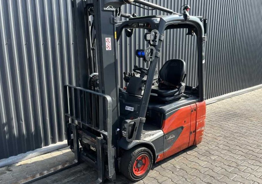 Linde E16C-02 - Chariot élévateur électrique: photos 1 Linde E16C-02 - Chariot élévateur électrique: photos 1