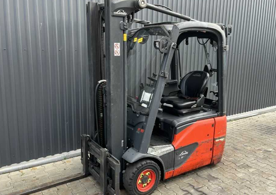 Linde E16C-02 - Chariot élévateur électrique: photos 1 Linde E16C-02 - Chariot élévateur électrique: photos 1