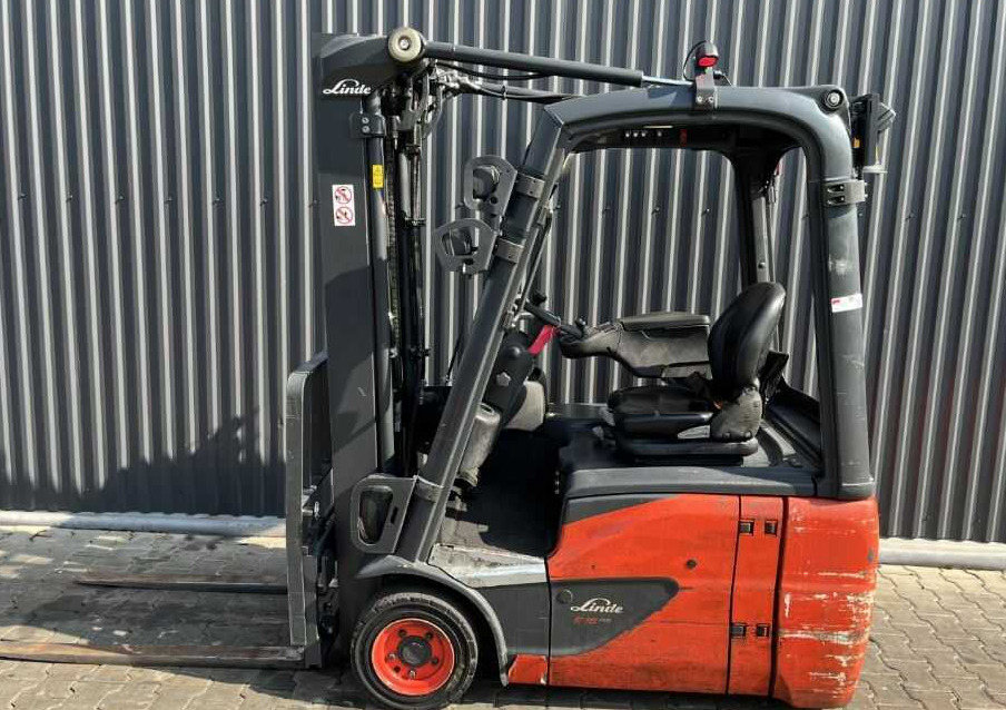 Linde E16C-02 - Chariot élévateur électrique: photos 2 Linde E16C-02 - Chariot élévateur électrique: photos 2