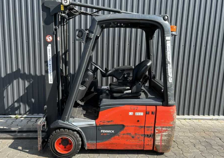 Linde E18-02 - Chariot élévateur électrique: photos 2 Linde E18-02 - Chariot élévateur électrique: photos 2