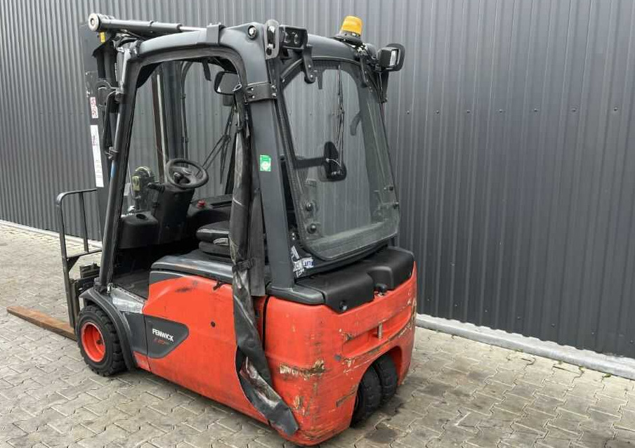 Linde E20L-02 - Chariot élévateur électrique: photos 3 Linde E20L-02 - Chariot élévateur électrique: photos 3