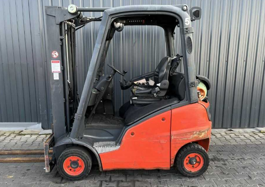 Linde H16T-01 - Chariot élévateur à gaz: photos 2 Linde H16T-01 - Chariot élévateur à gaz: photos 2