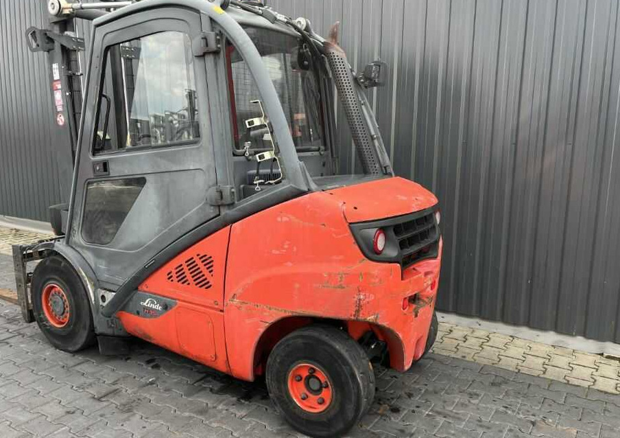 Linde H35D-01 - Chariot élévateur diesel: photos 3 Linde H35D-01 - Chariot élévateur diesel: photos 3