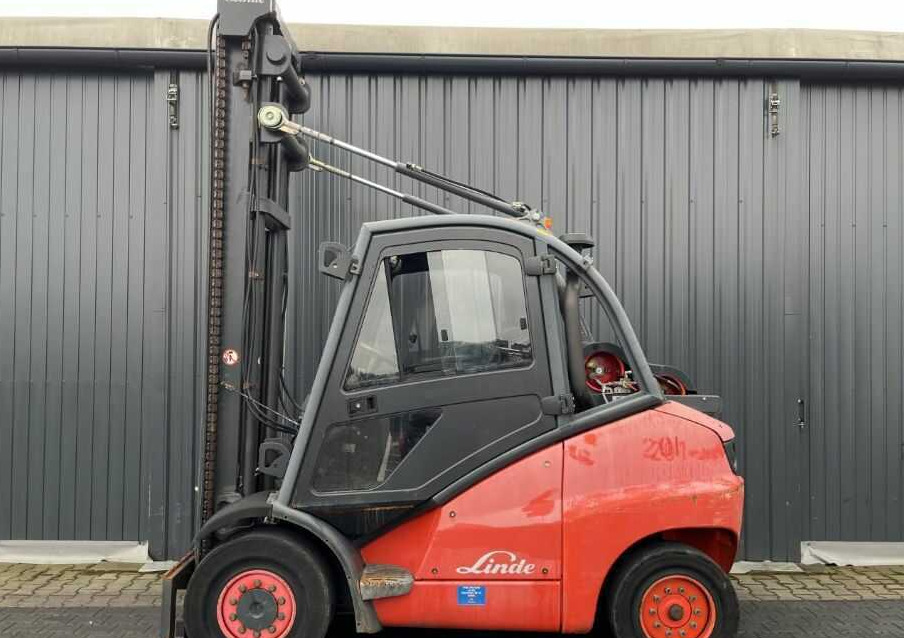 Linde H50T - Chariot élévateur à gaz: photos 2 Linde H50T - Chariot élévateur à gaz: photos 2