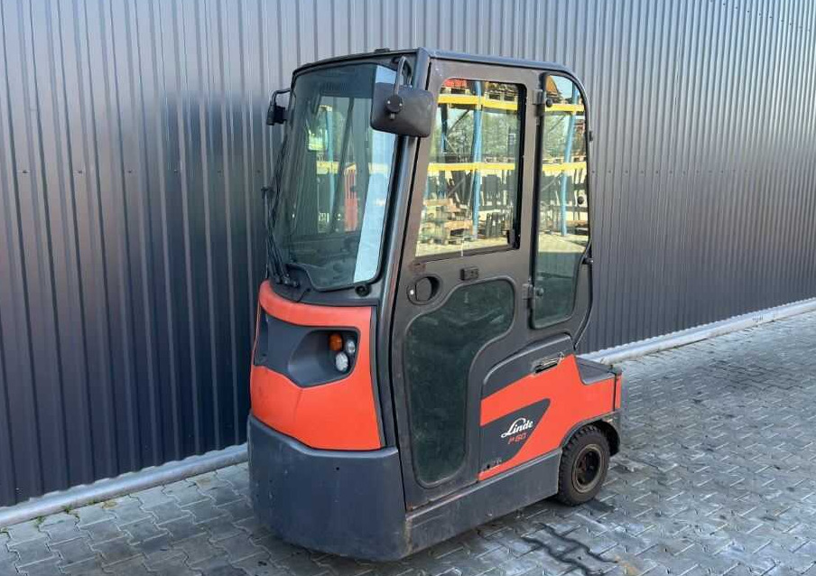 Linde P60 - Chariot tracteur: photos 1 Linde P60 - Chariot tracteur: photos 1