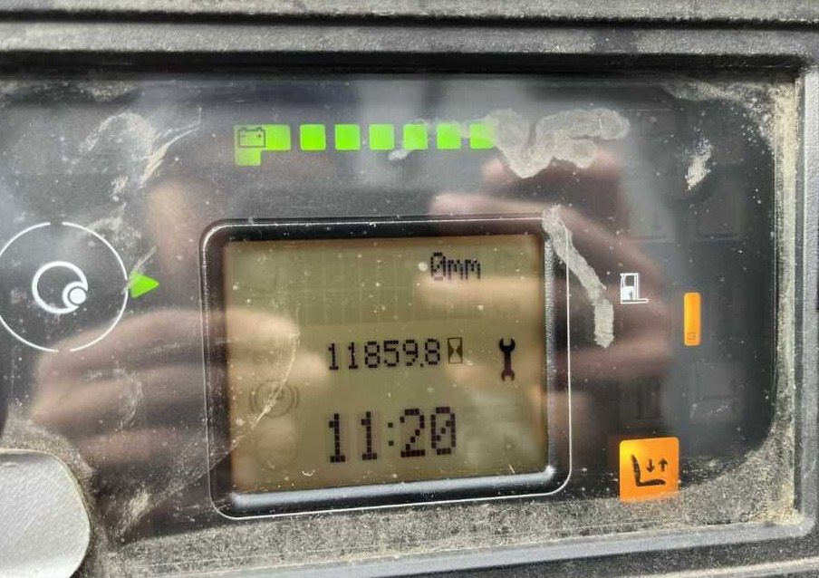 Linde R14-01 - Chariot à mât rétractable: photos 1 Linde R14-01 - Chariot à mât rétractable: photos 1