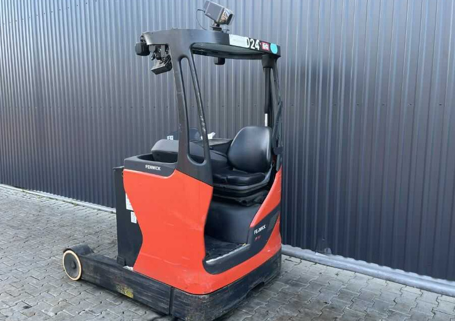 Linde R14HD-01 - Chariot à mât rétractable: photos 3 Linde R14HD-01 - Chariot à mât rétractable: photos 3